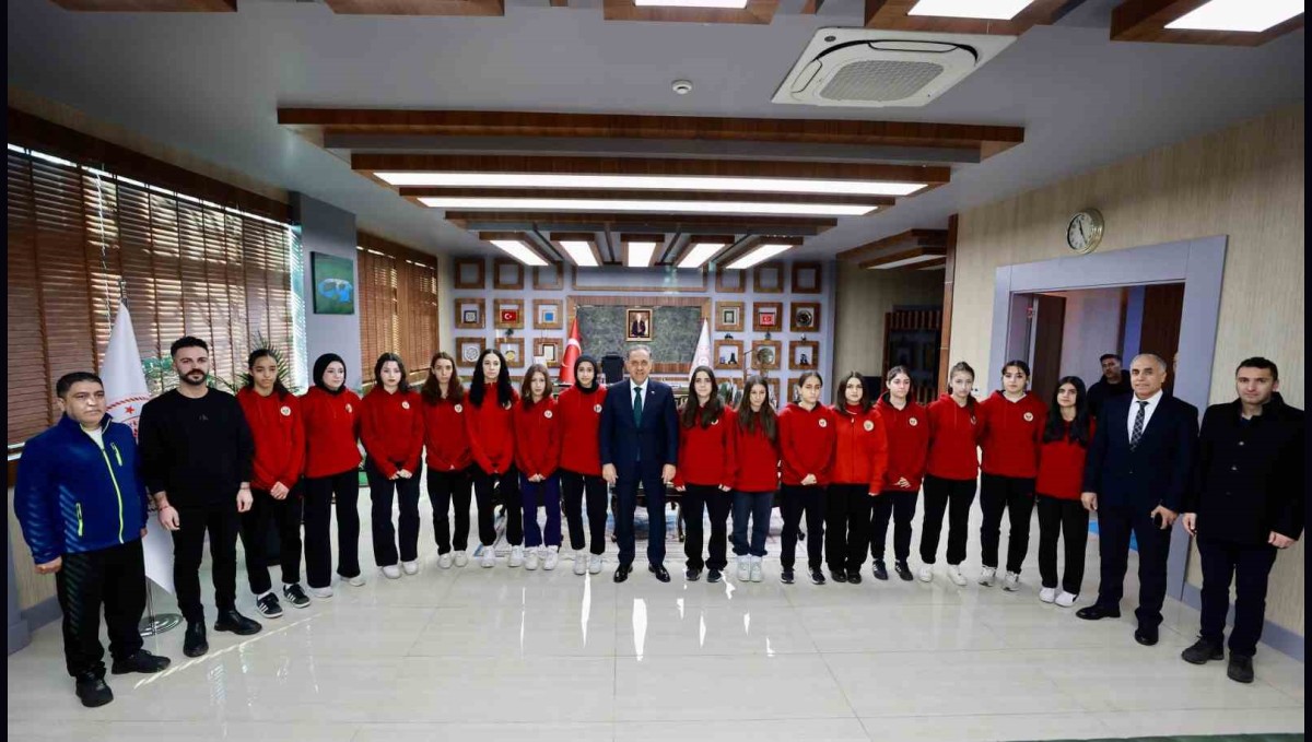 Vali Usta: ''Urfa ile Bingöl'ün arasındaki dostluğun bozulmasına müsaade etmeyeceğiz''