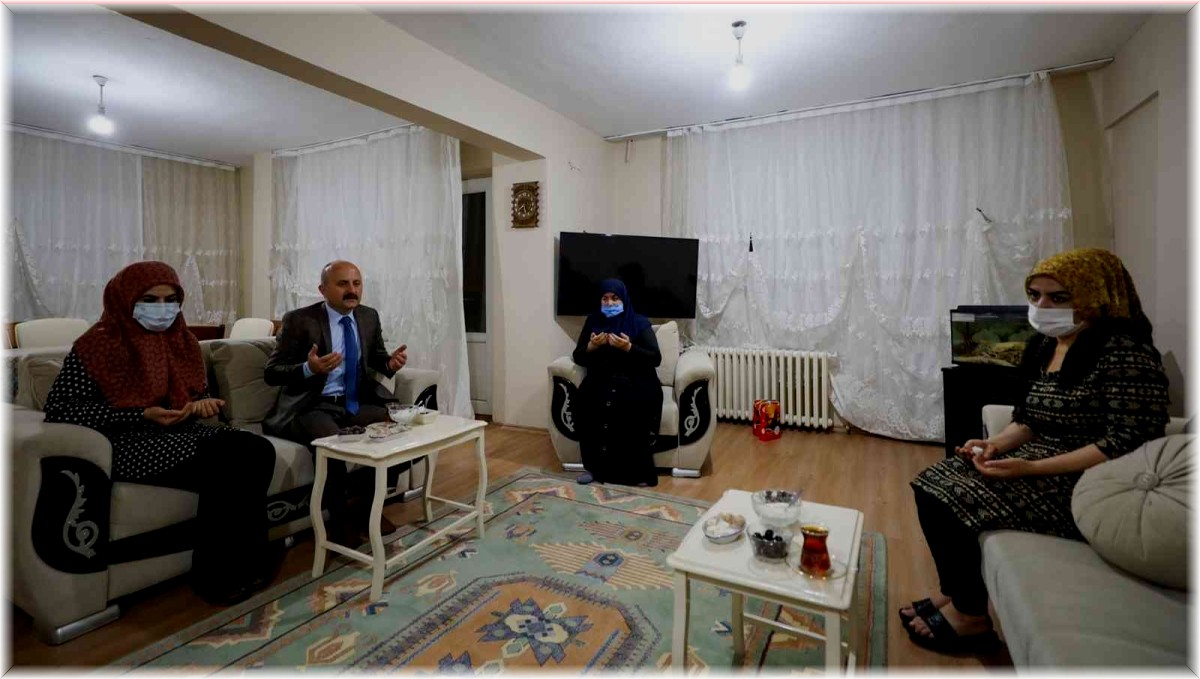 Vali Varol'dan şehit ailesine ziyaret