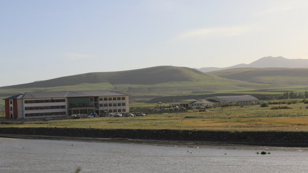 Vali Varol, Karaköse Kaplıcası ve turizm alanında incelemelerde bulundu