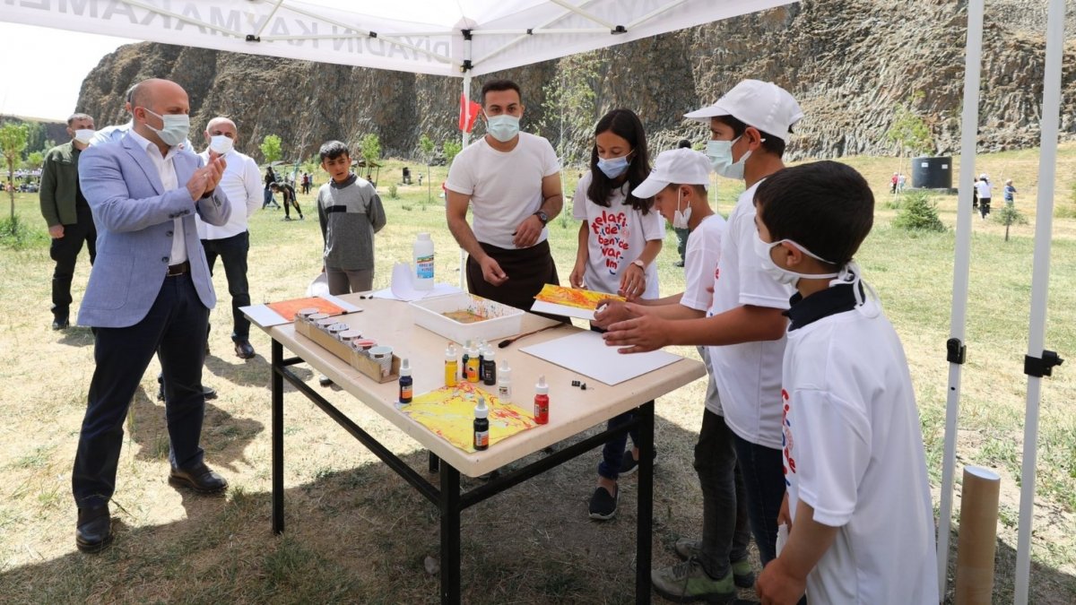 Vali Varol, 'Telafide Ben de Varım' diyen öğretmen ve öğrencilerle buluştu