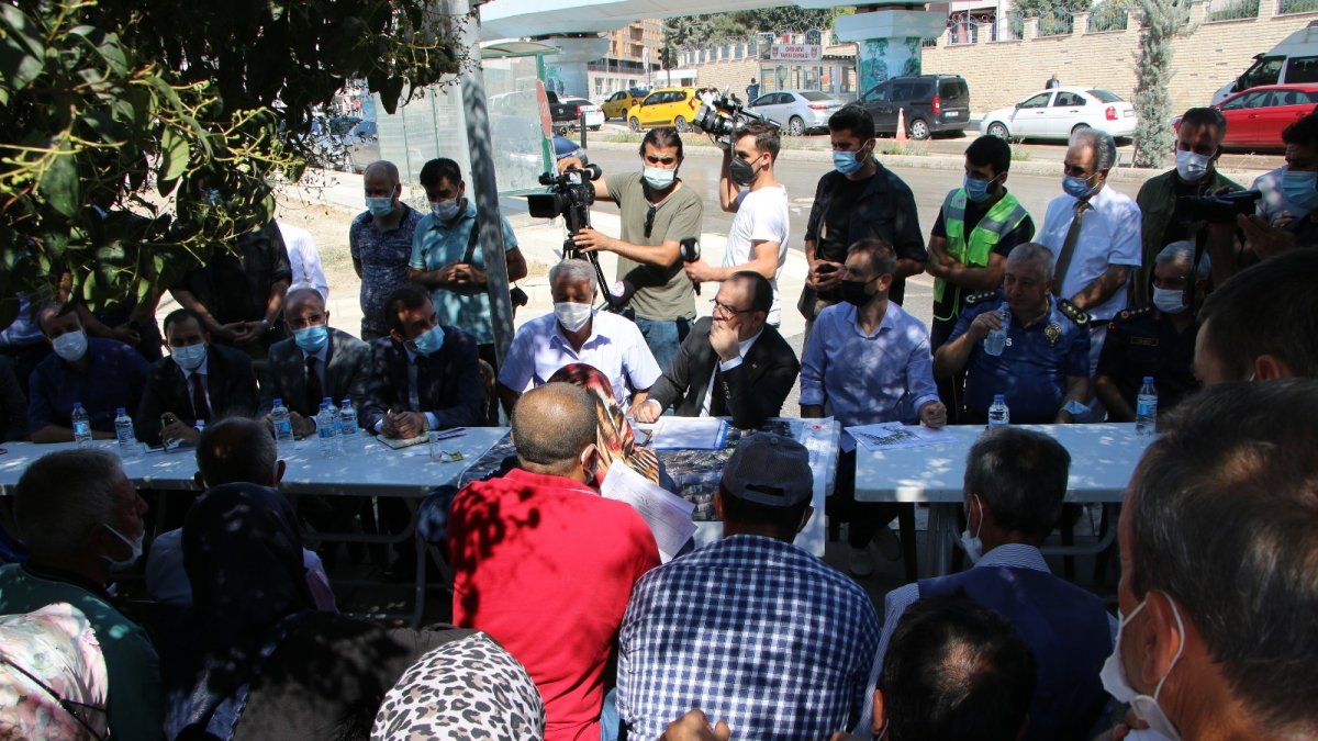 Vali Yırık, Mustafapaşa Mahallesi'nde hak sahipleri ile bir araya geldi