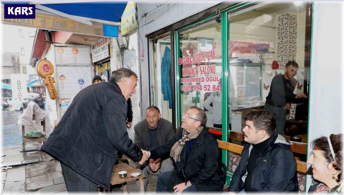 Vali Ziya Polat, vatandaşlarla közde çay içti