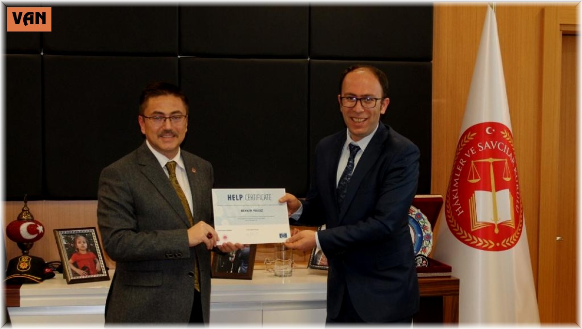 Van Adliyesi personeline sertifika