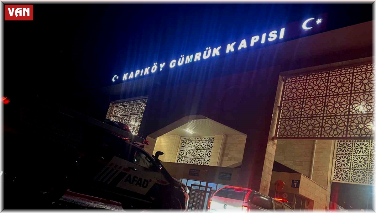 Van AFAD personelleri İran'a intikal için yola çıktı