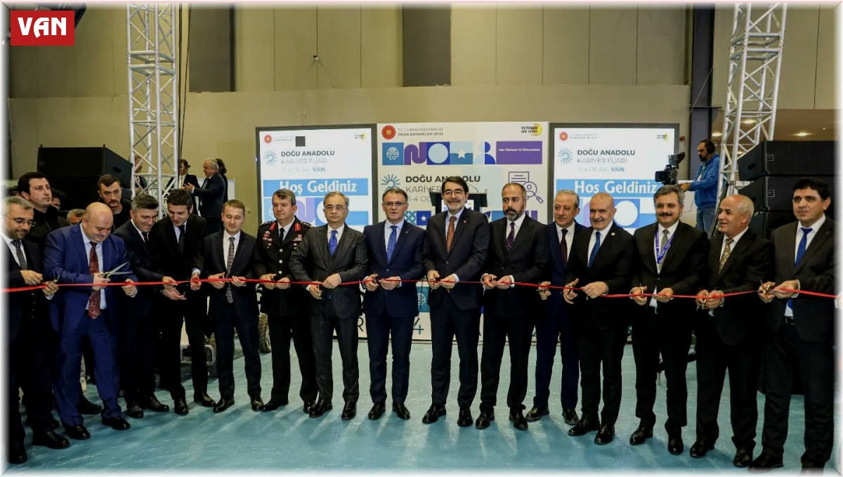 Van Büyükşehir Belediyesi Doğu Anadolu Kariyer Fuarı'nda yerini aldı