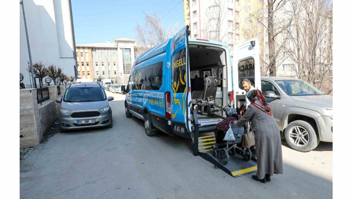 Van Büyükşehir Belediyesi engellilerin sorunlarını ortadan kaldırıyor