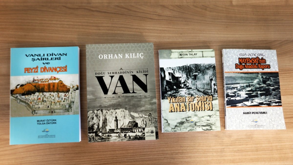 Van Büyükşehir Belediyesi kültür yayınları envanterine 2 yeni kitap ekledi