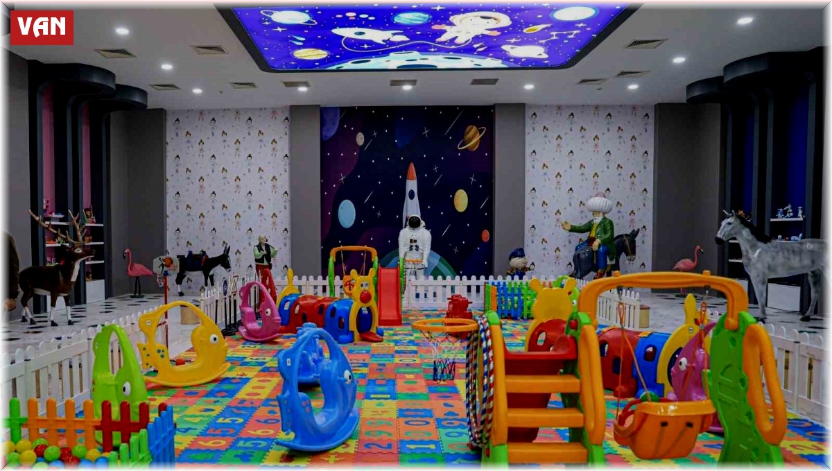 Van Büyükşehir Belediyesi "Oyuncak Evi" kurdu