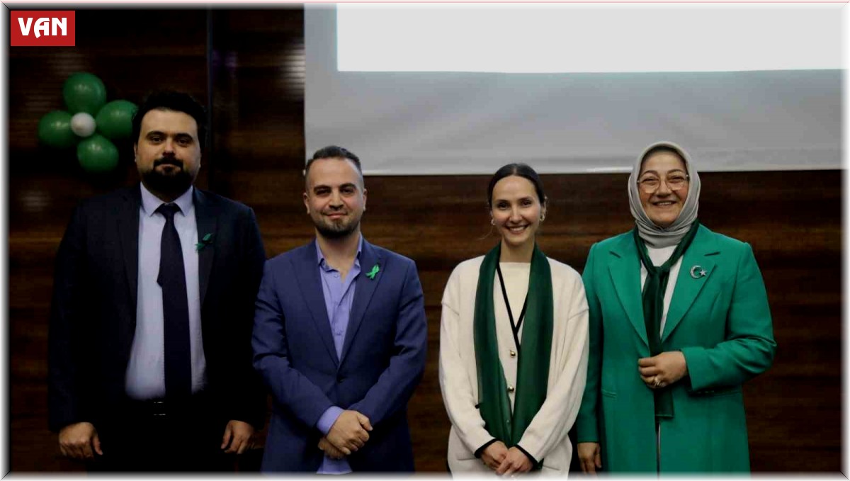 Van Büyükşehir Belediyesi 'Rahim Ağzı Kanseri' semineri düzenledi