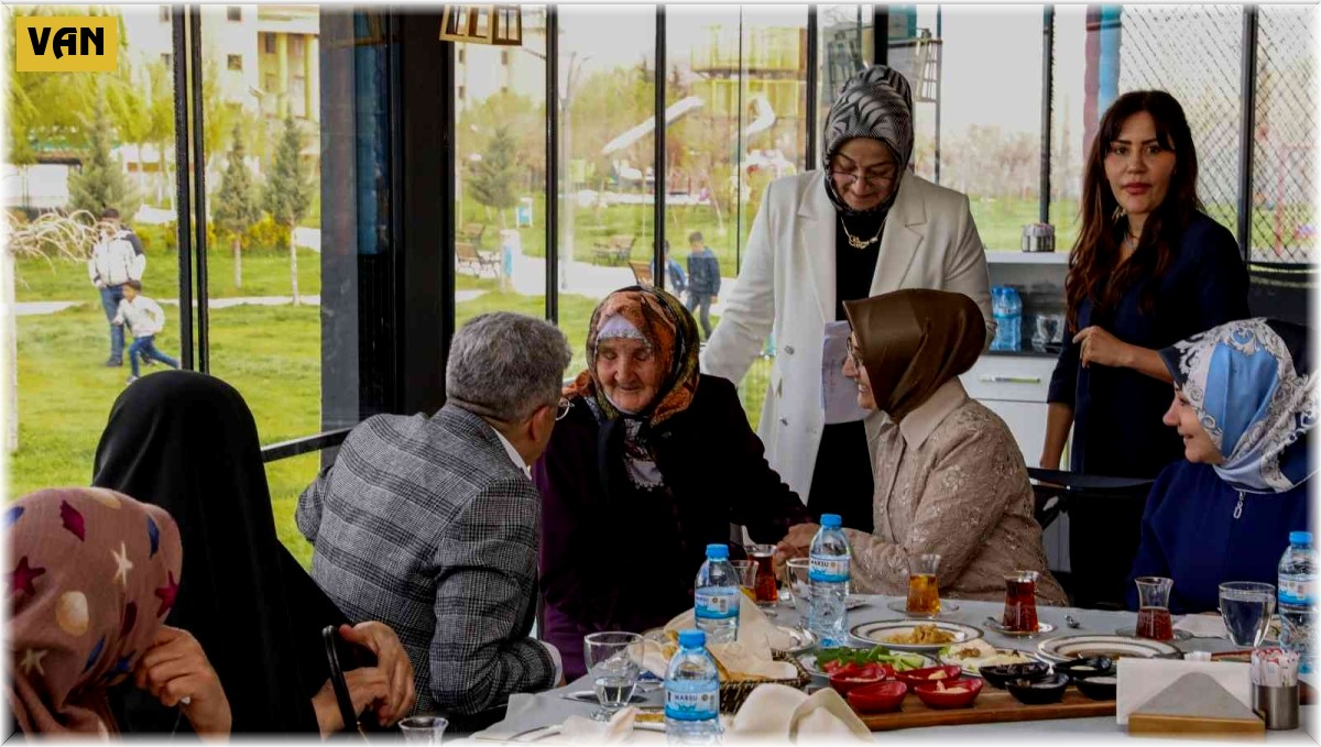 Van Büyükşehir Belediyesi şehit annelerini ve eşlerini unutmadı