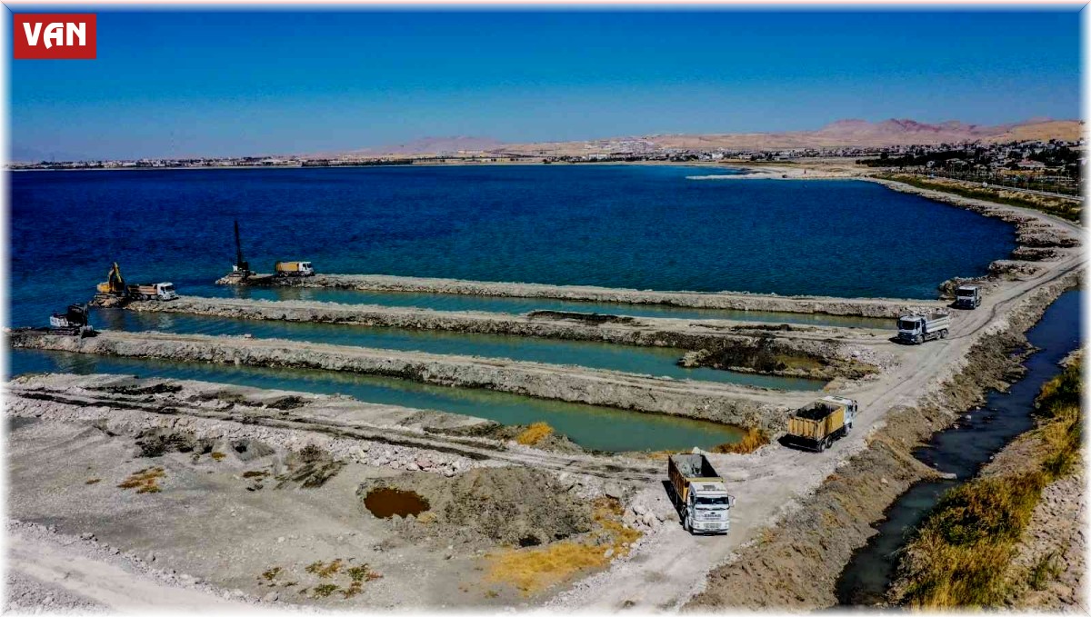 Van Büyükşehir Belediyesi temiz bir çevre için çalışıyor