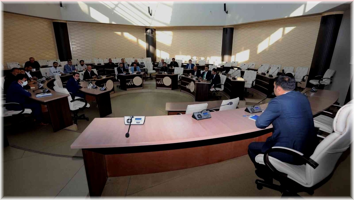 Van Büyükşehir Belediyesinde kışa hazırlık toplantısı