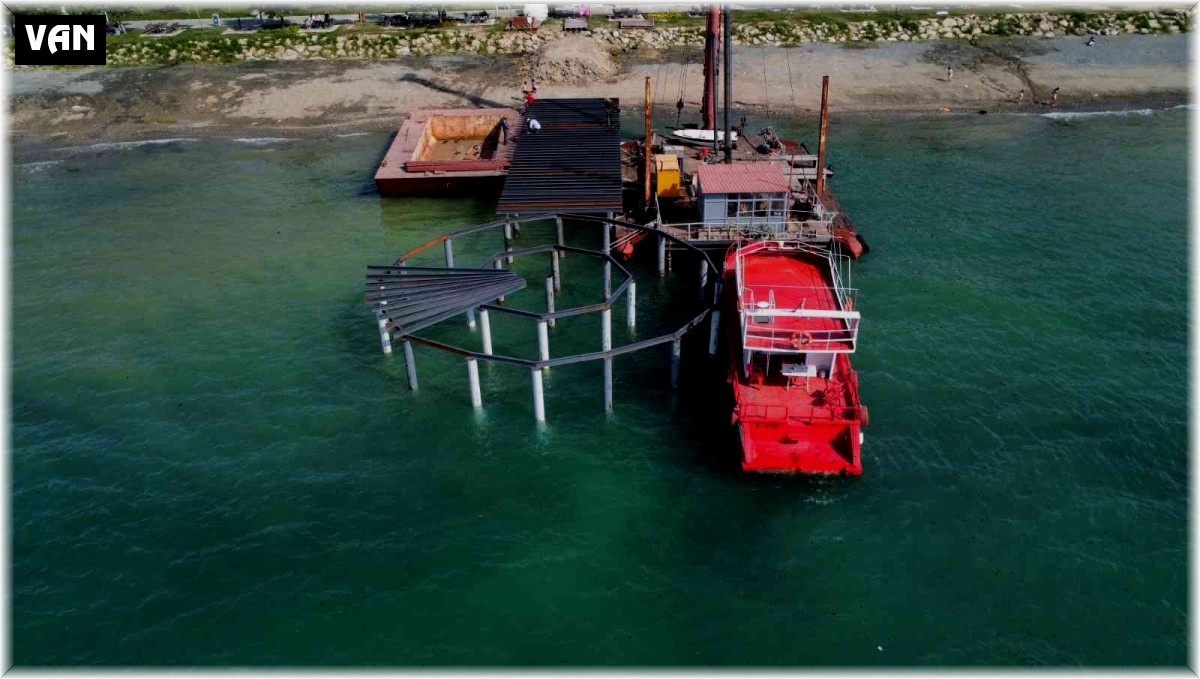 Van Büyükşehir Belediyesinden 50 metrelik iskele