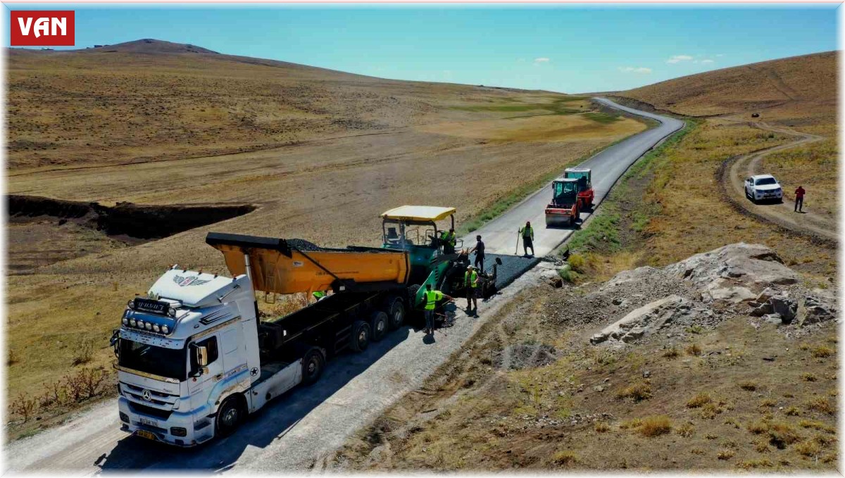 Van Büyükşehir Belediyesinden asfalt çalışması