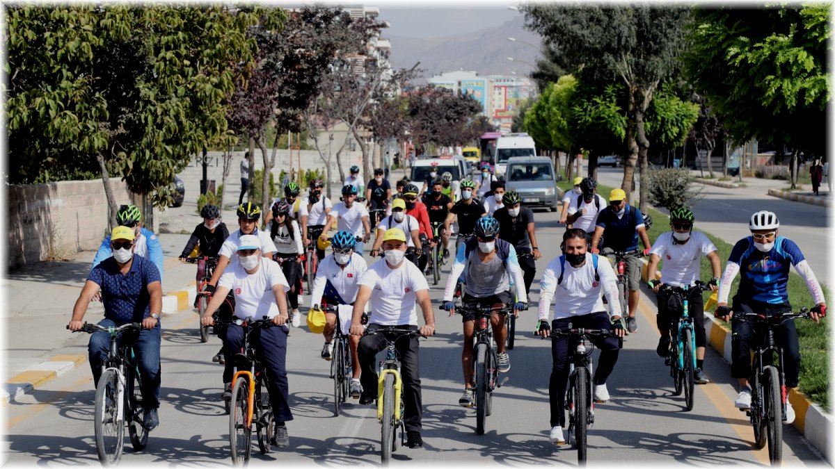 Van Büyükşehir belediyesinden bisiklet turu