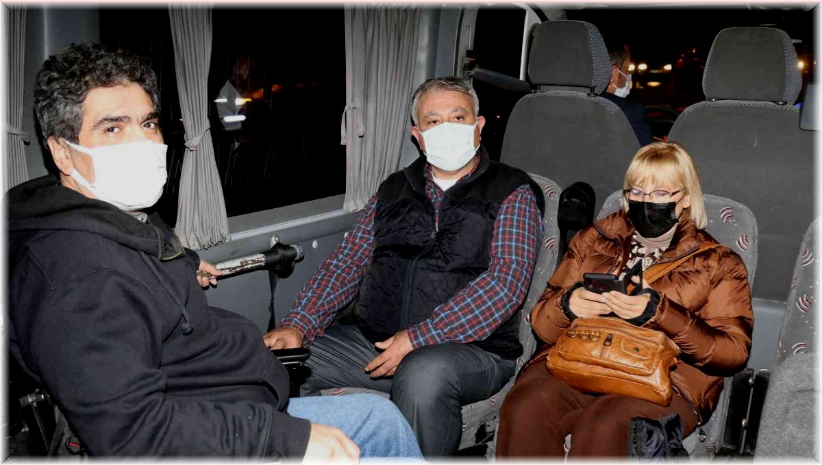 Van Büyükşehir Belediyesinden işitme engelli STK'ların programına destek