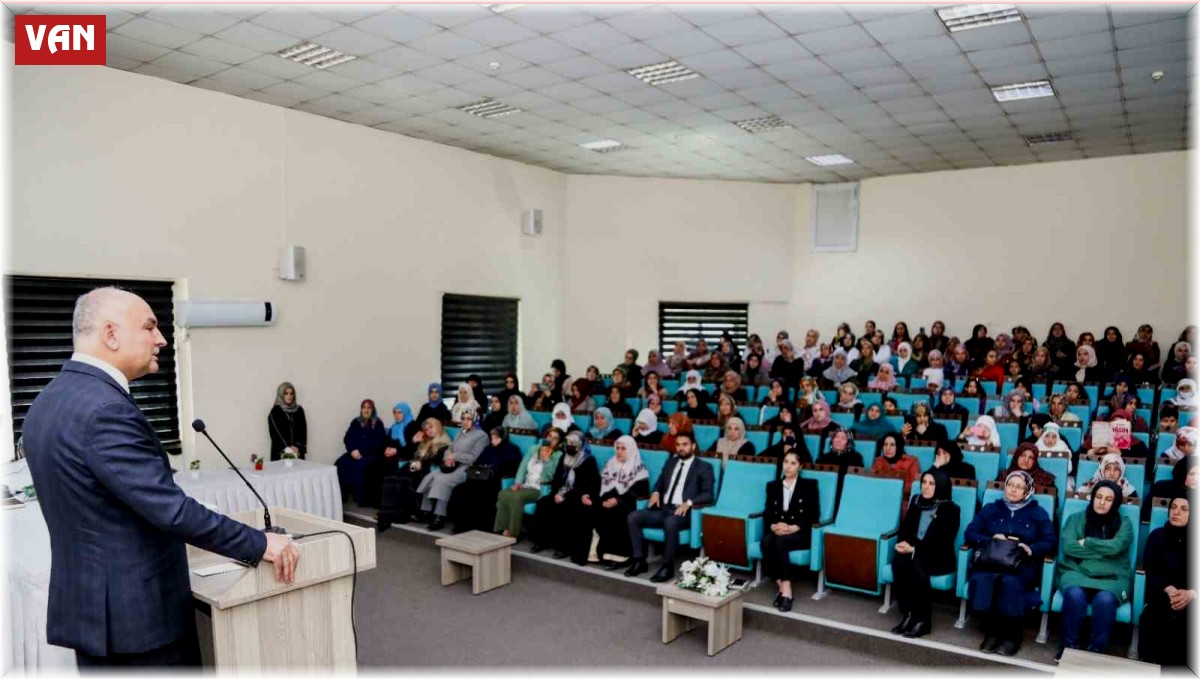 Van Büyükşehir Belediyesinden kadınlara yönelik hatim programı