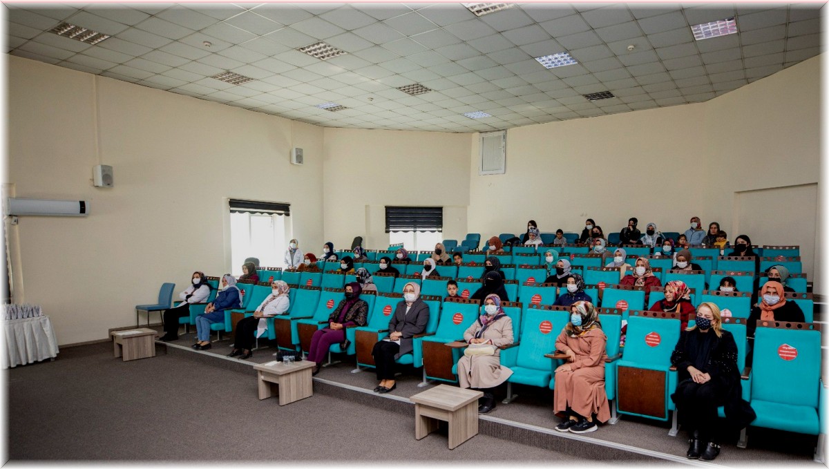 Van Büyükşehir Belediyesinden Mevlid Kandili programı