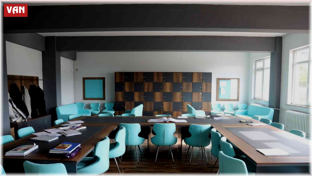 Van Büyükşehir Belediyesinden öğretmenlere jest