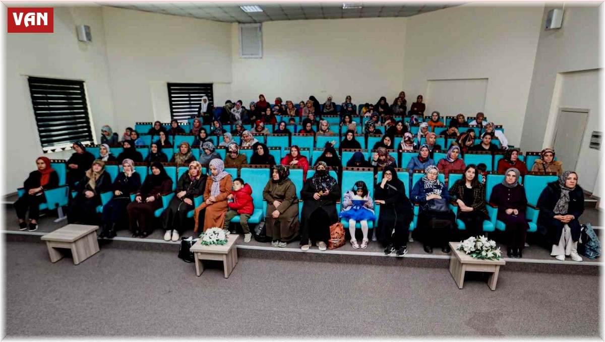 Van Büyükşehir Belediyesinden 'Ramazan' semineri