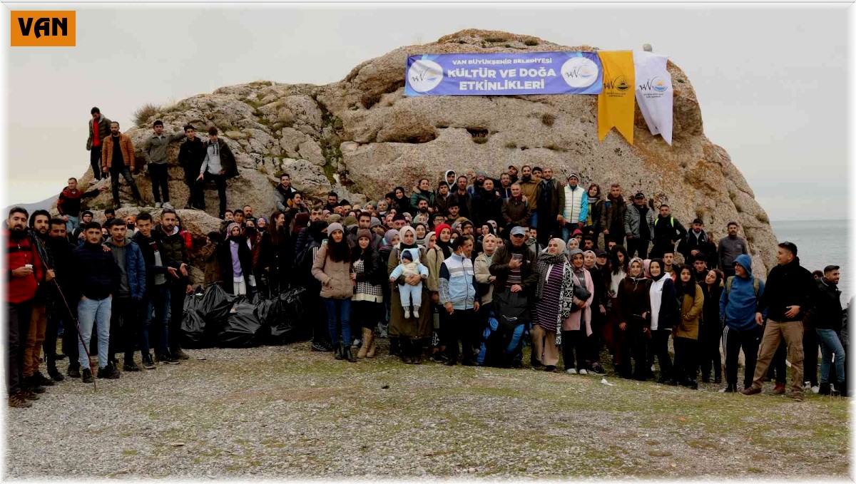 Van Büyükşehir Belediyesinin doğa yürüyüşü Amik parkuru ile devam etti