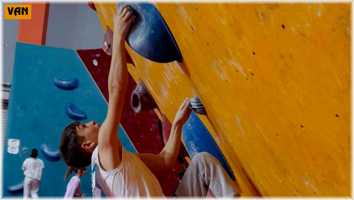 Van Büyükşehir Belediyesinin sporcuları Türkiye şampiyonasına katılmaya hak kazandı