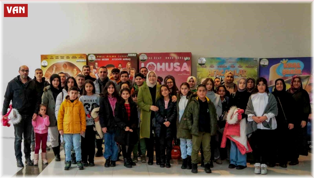 Van Büyükşehir Belediyesinin yarıyıl etkinlikleri sürüyor