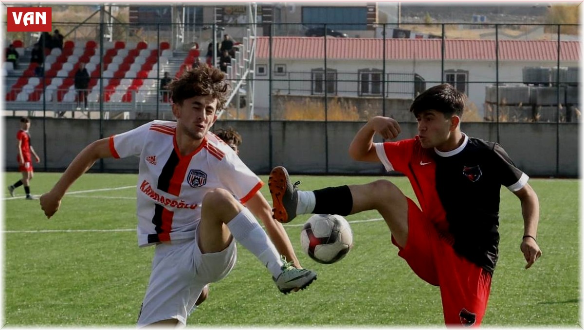 Van Büyükşehir Belediyespor yoluna kayıpsız devam ediyor