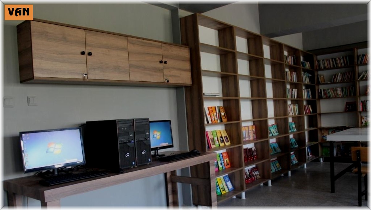 Van Cumhuriyet Başsavcılığından eğitime bilgisayar desteği