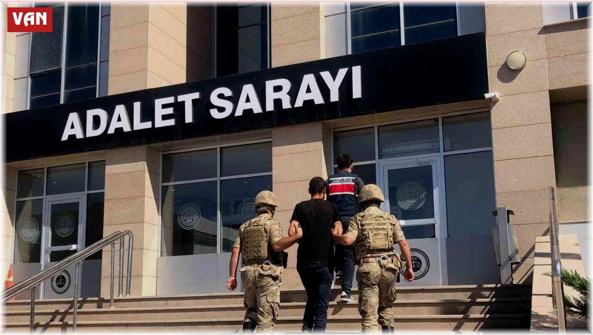 Van'da 14 yıl 10 gün kesinleşmiş hapis cezası olan şahıs İran'a kaçarken yakalandı
