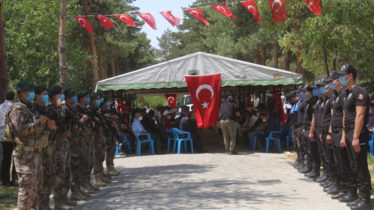 Van'da 15 Temmuz Demokrasi ve Milli Birlik Günü