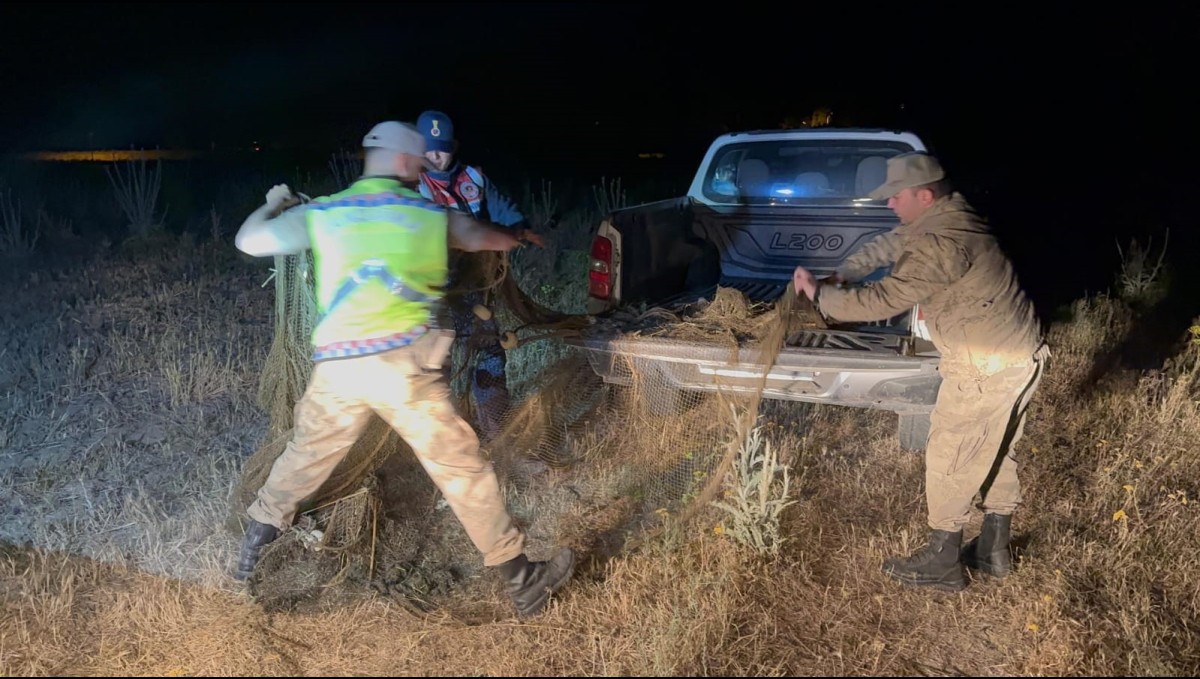 Van'da 1,5 ton inci kefali ele geçirildi