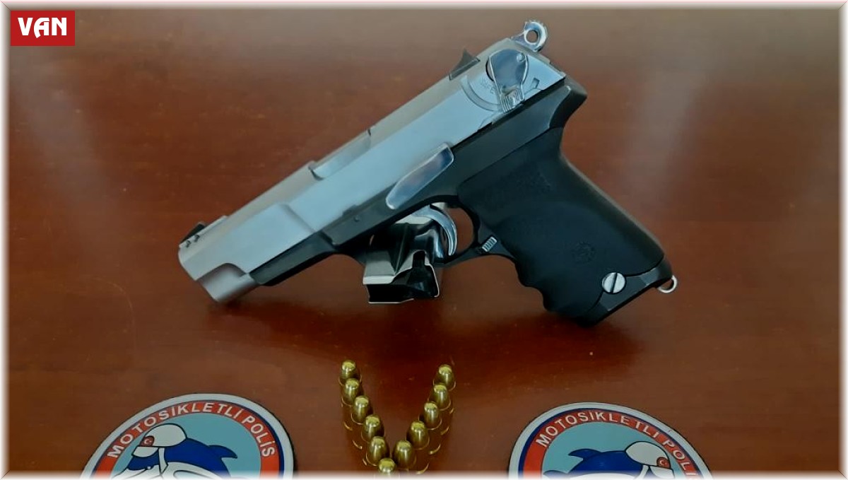 Van'da 19 kişi tutuklandı