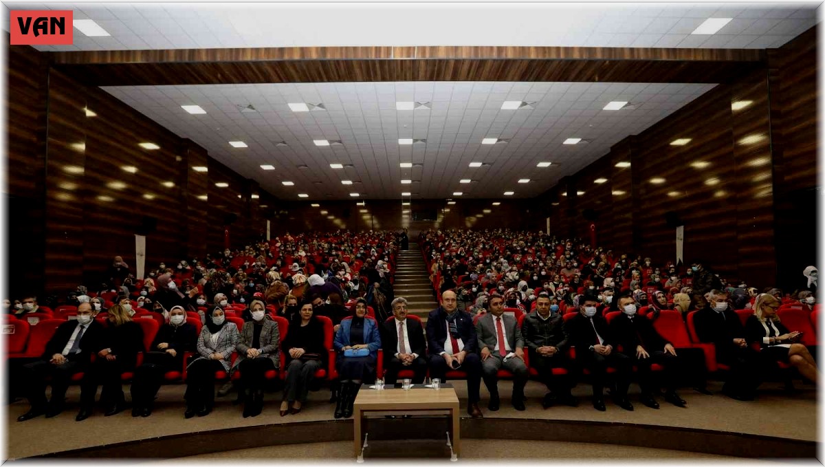 Van'da 2. Anne-Baba Okulu semineri