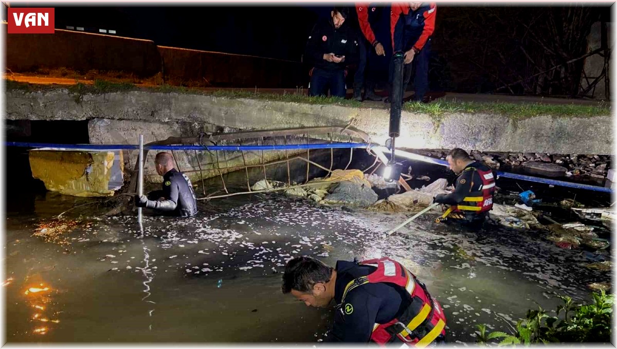 Van'da 2 yaşındaki çocuğun akarsuya düştüğü ihbarı ekipleri alarma geçirdi