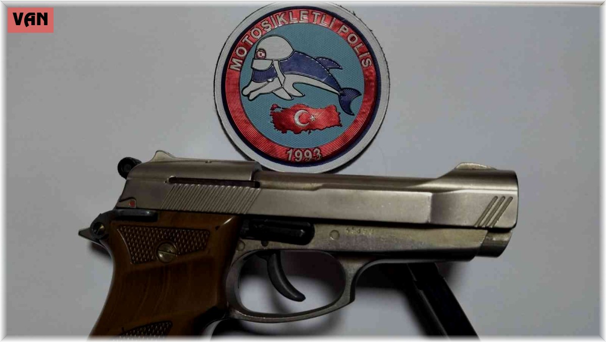 Van'da 20 şüpheli tutuklandı