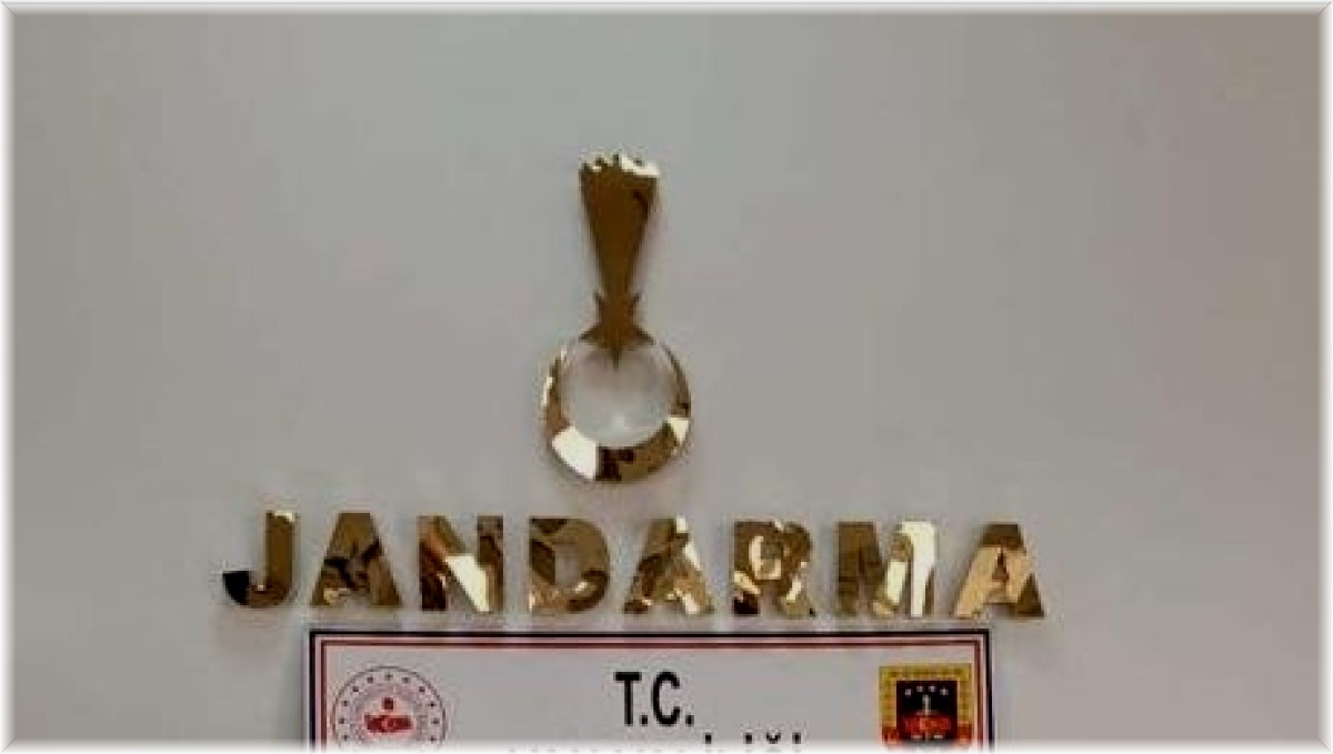 Van'da 21 çuvalda 700 kilogram esrar ele geçirildi