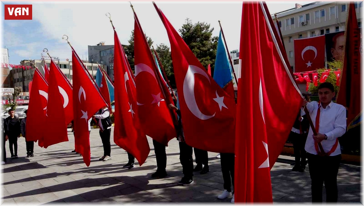 Van'da 23 Nisan kutlamalar başladı