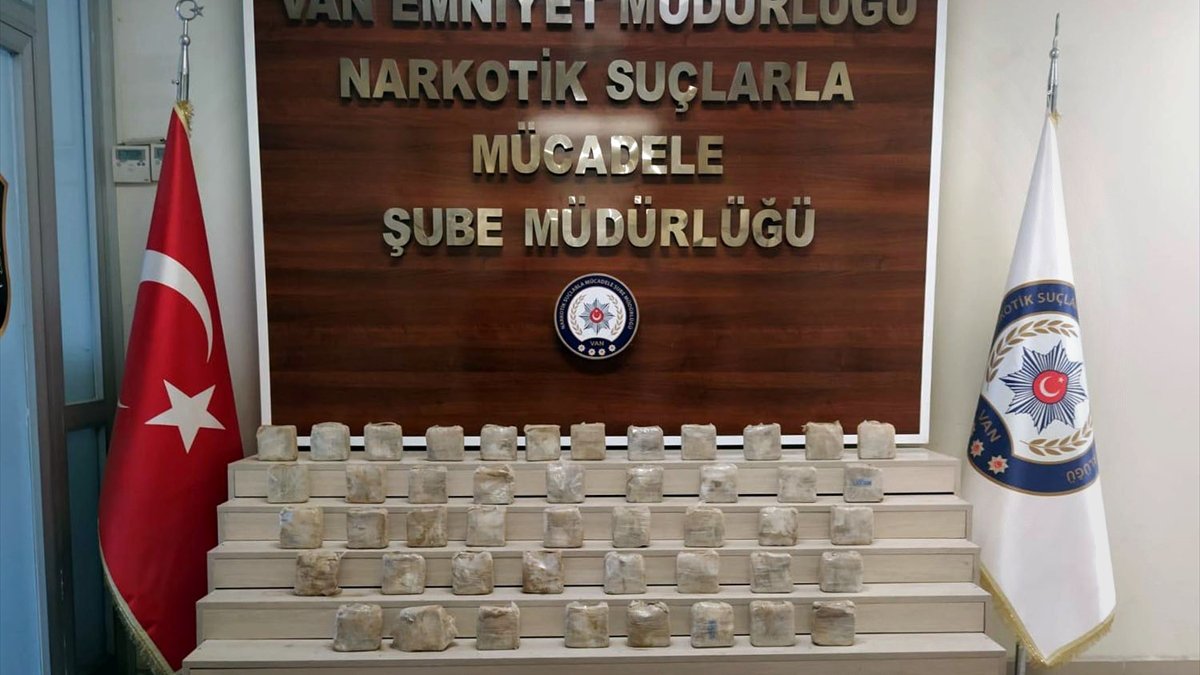 Van'da 25 kilo 400 gram eroin ele geçirildi