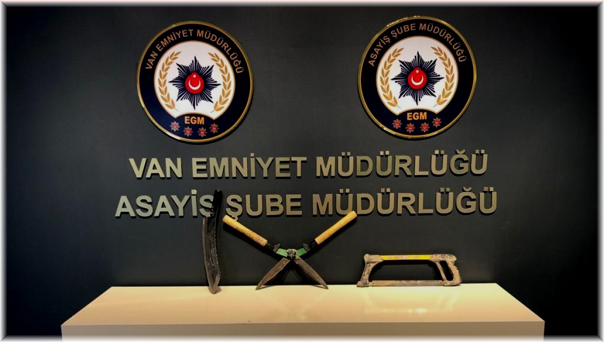 Van'da 26 kişi tutuklandı