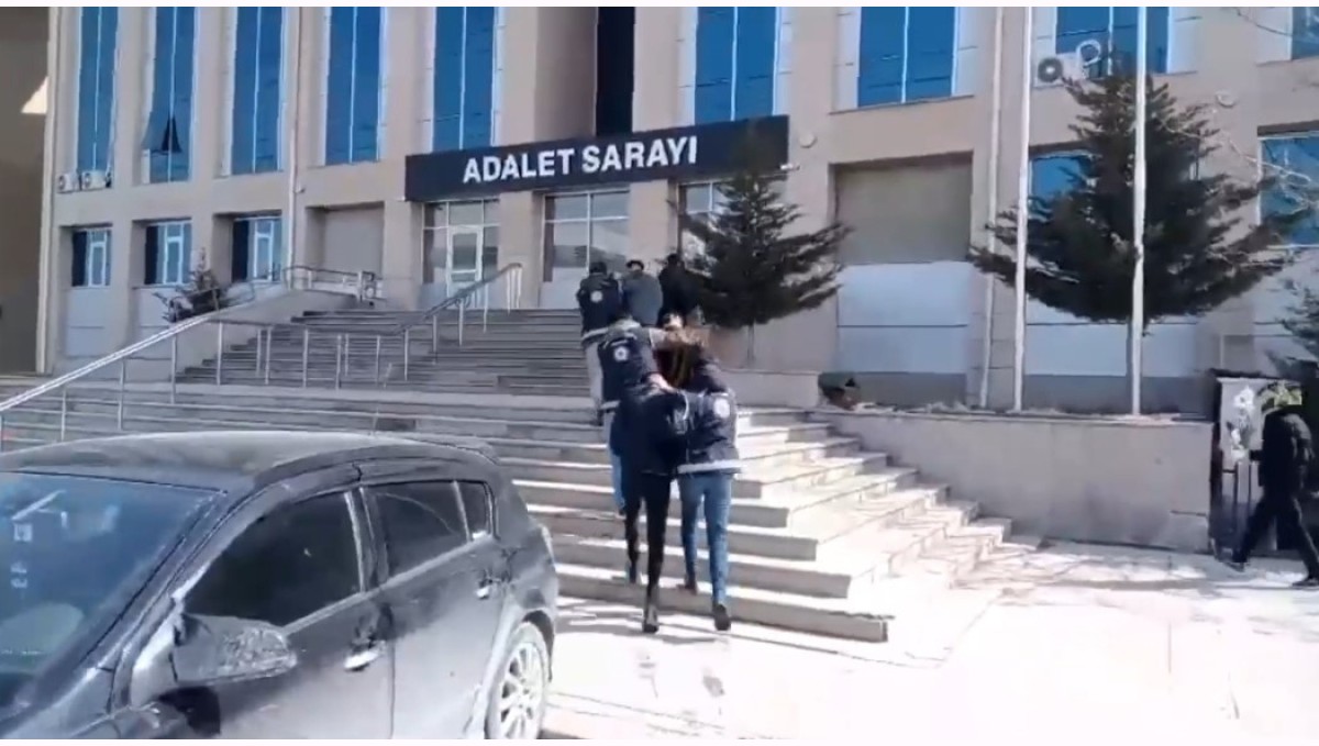 Van'da 3 organizatör tutuklandı