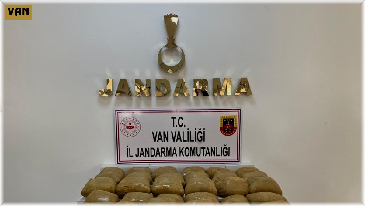 Van'da 357 kilogram toz esrar ele geçirildi