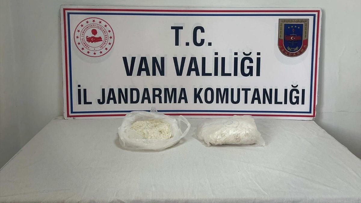 Van'da 4 kilo 454 gram sentetik uyuşturucu ele geçirildi