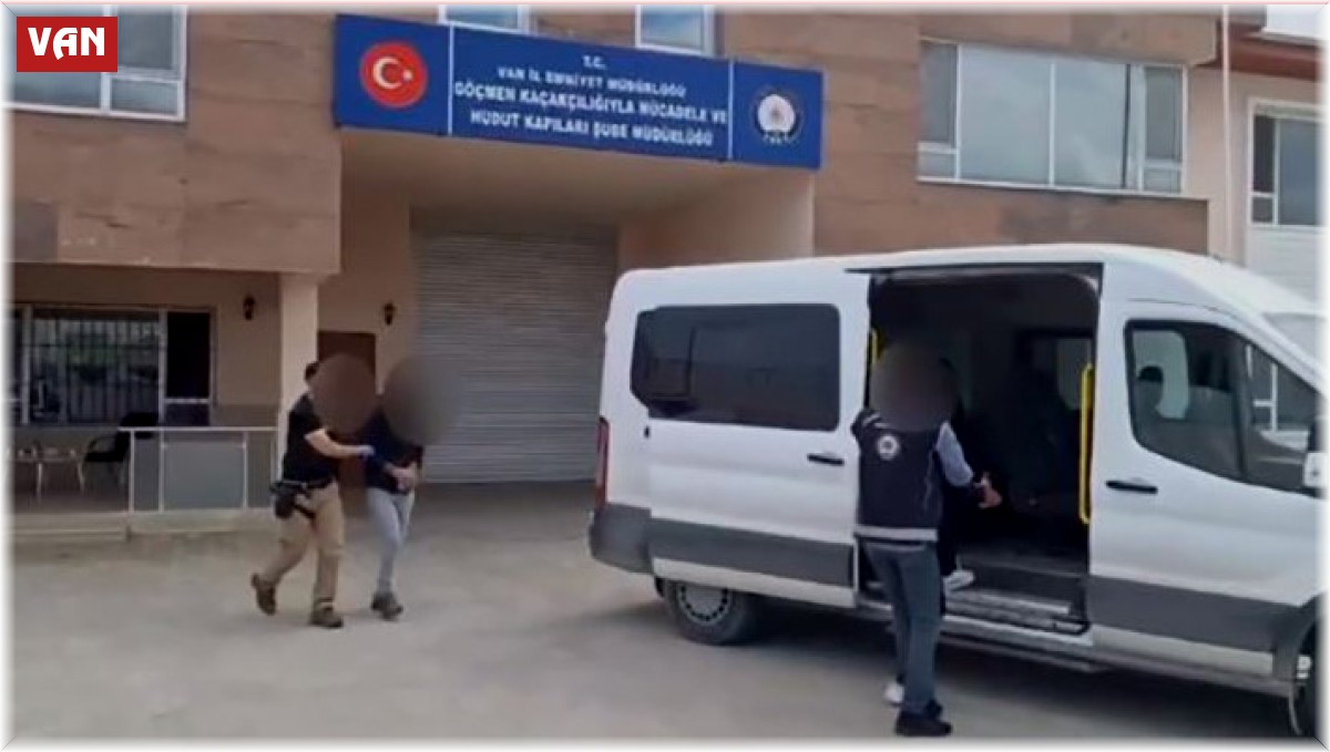 Van'da 4 organizatör tutuklandı