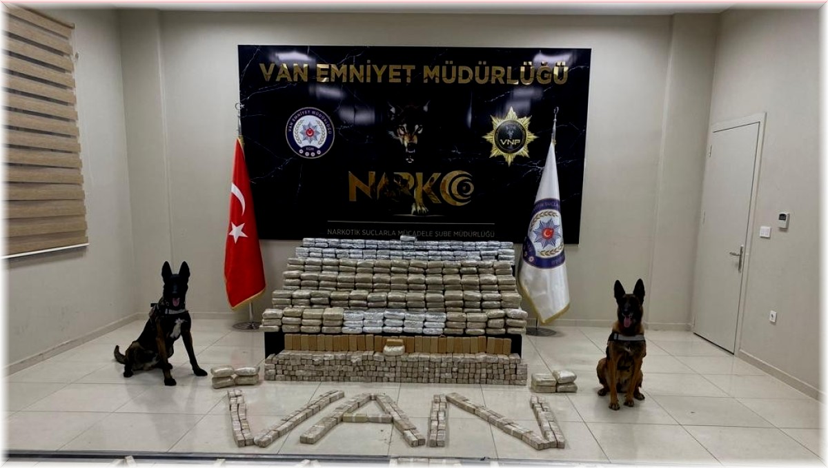 Van'da 479 kilo 400 gram uyuşturucu ele geçirildi
