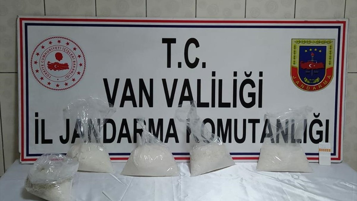 Van'da 5 kilogram uyuşturucu ele geçirildi