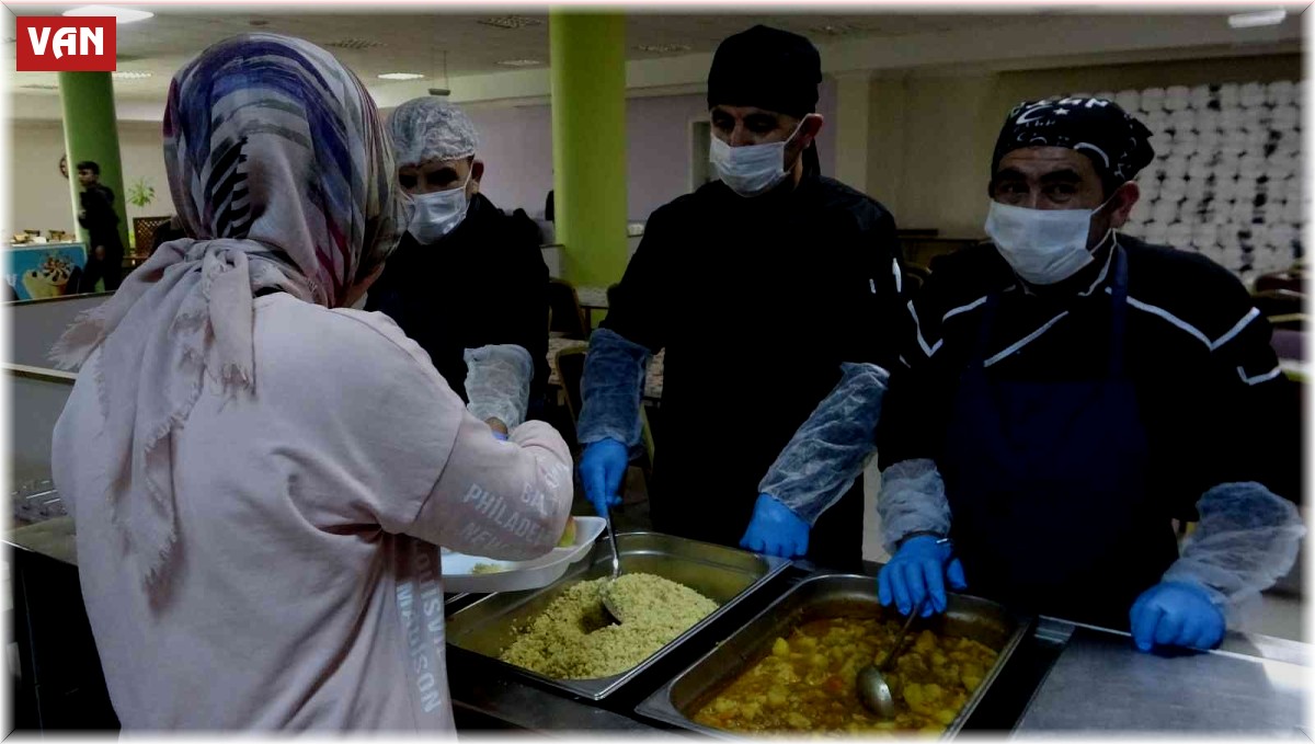 Van'da 55 bin taşımalı öğrenciye yemek hizmeti