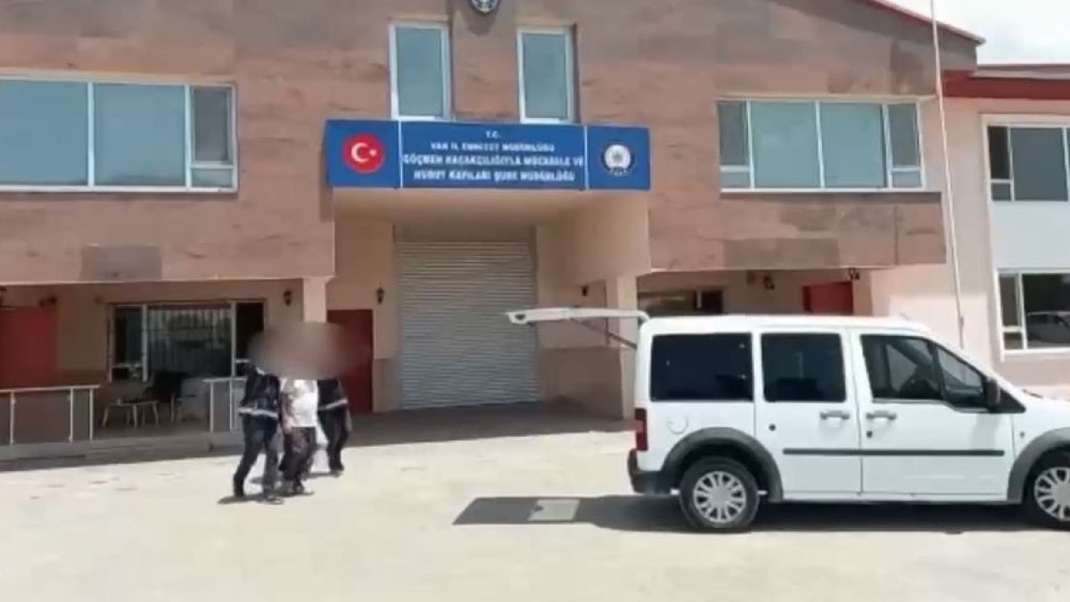 Van'da 6 organizatör tutuklandı