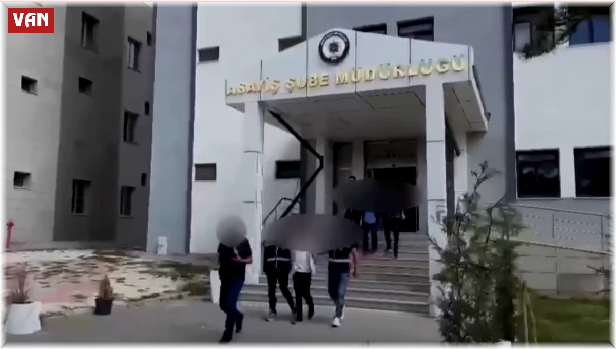 Van'da 61 yıl 2 ay kesinleşmiş hapis cezası bulunan 3 şahıs yakalandı