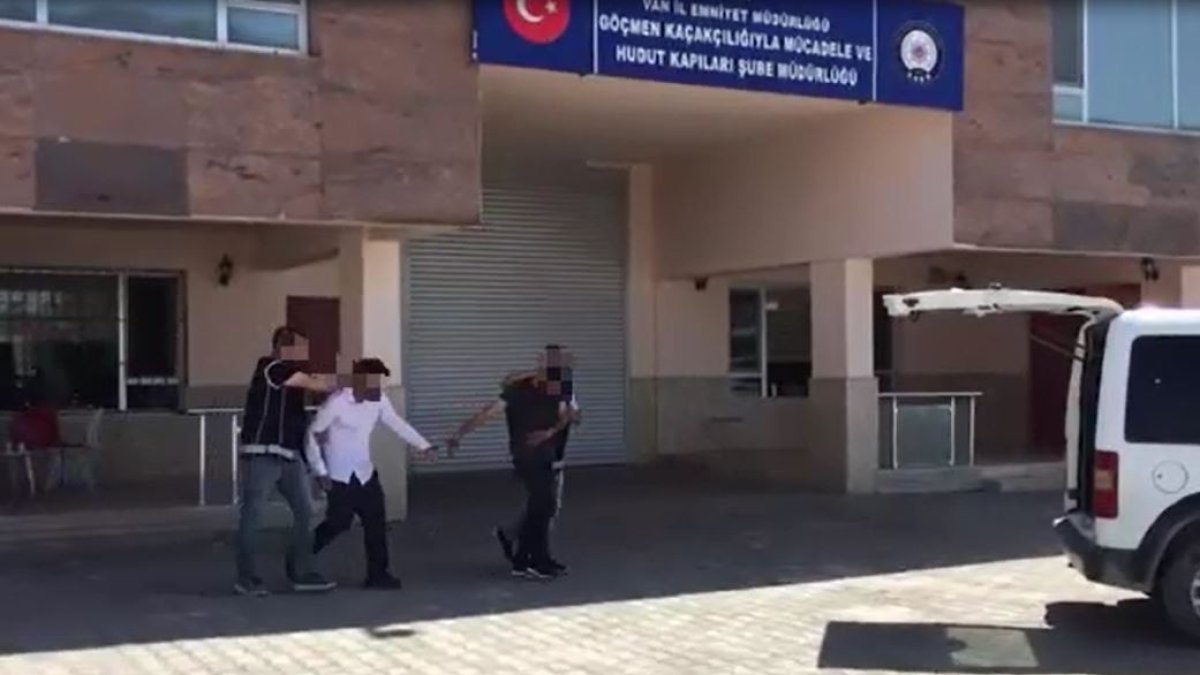 Van'da 7 organizatör tutuklandı